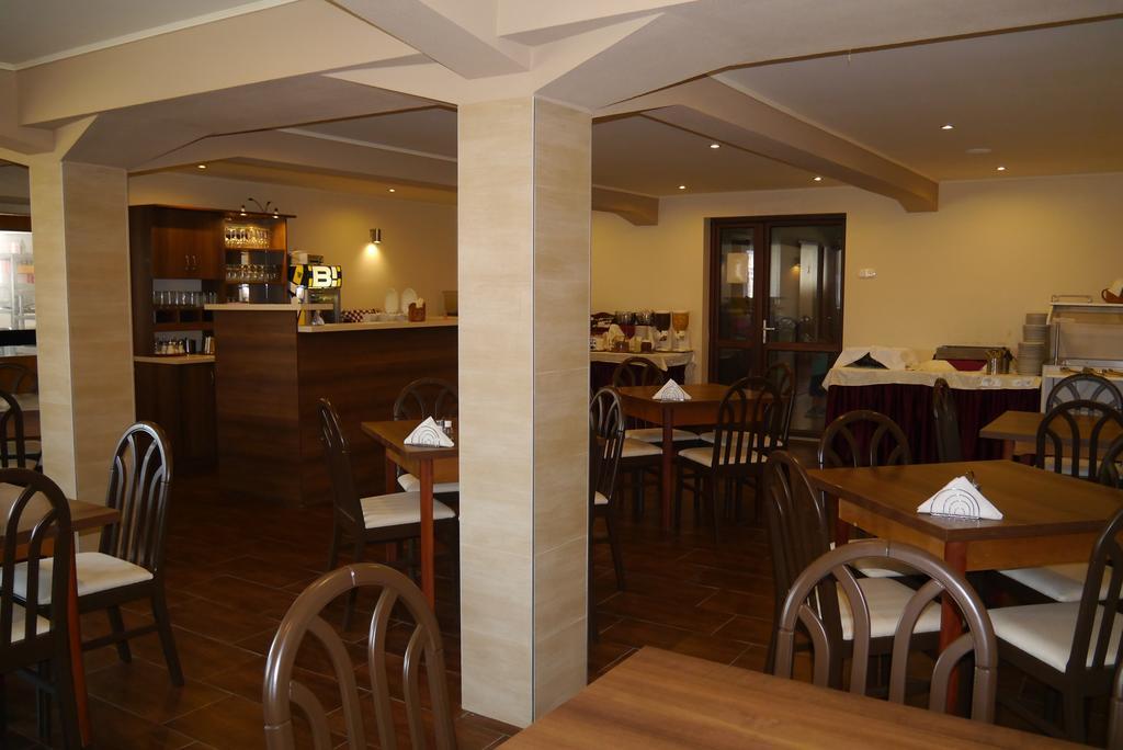 Hotel Tagore Balatonfured Exterior photo