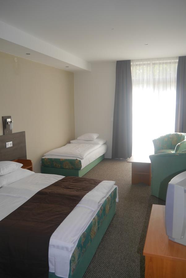 Hotel Tagore Balatonfured Exterior photo